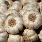 4 Khasiat Bawang Putih dan Madu Menurut Sains