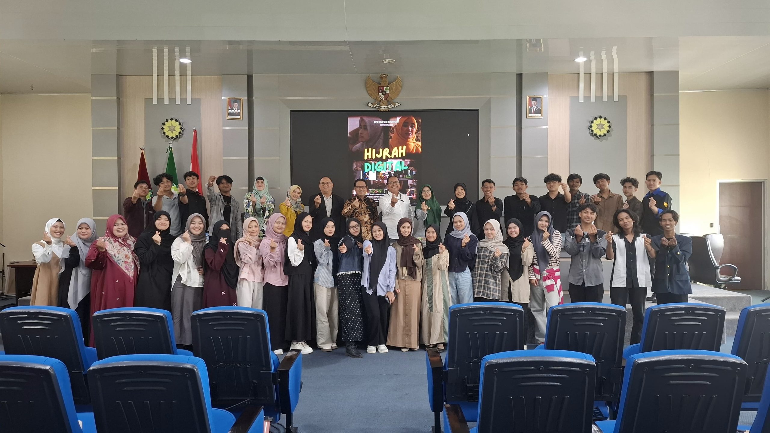 Diskusi Film “Hijrah Digital” Ajak Mahasiswa UIN Bandung Refleksi Literasi dan Peran AI dalam Keberagamaan