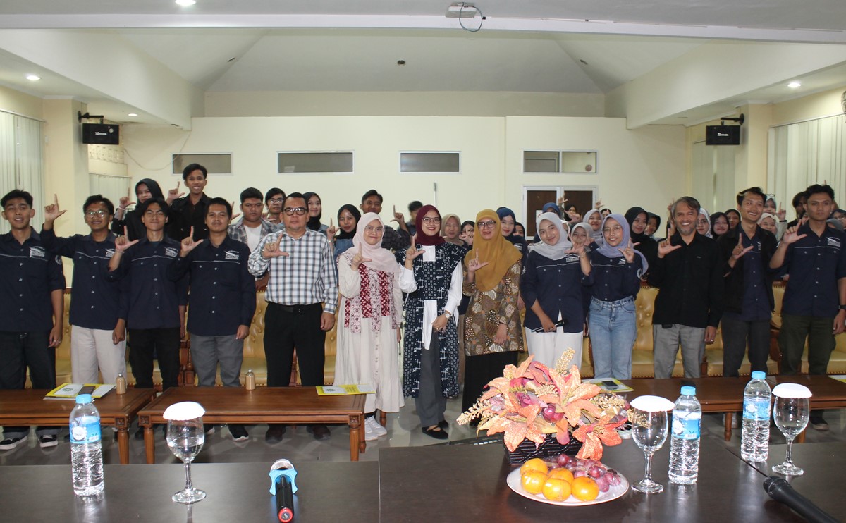 Melalui Penguatan Bahasa dan Sastra, Prodi SI Kembangkan Moderasi Budaya