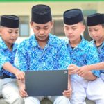 UIN Jakarta – BAKTI Kominfo Latih 113 Pesantren Digital Marketing Berbasis AI