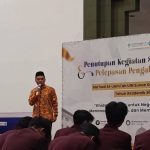 Menghujam ke dalam Sebelum Menjulang 