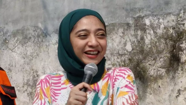 Chiki Dicopot, Ditarik Kembali, Lalu Memilih Pergi