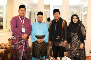 Ketua DKM Masjid Raya Al-Jabbar Paparkan Praktik Terbaik Pengelolaan Masjid di Muktamar Internasional Sarawak
