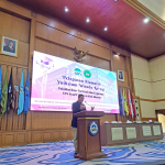 Lepas 660 Alumni FITK UIN Jakarta, Lukman Hakim Saifuddin Tekankan Pentingnya Guru yang Terus Belajar