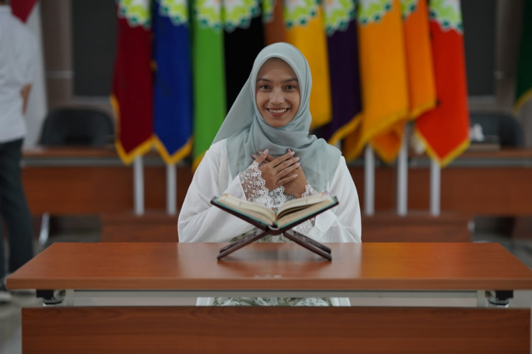 Gelar Boleh Tinggi, Amanah Jangan Dikhianati: Sudahkah Kita Menjadi Rahmat Bagi Negeri?